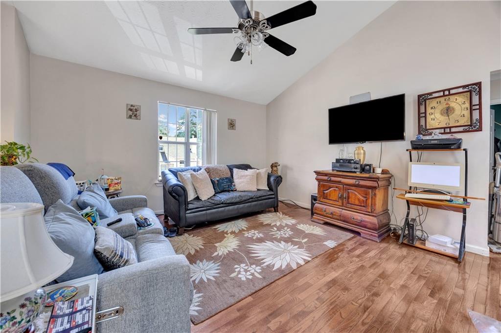 2246 Hampton Drive Decatur, GA 30035 - Photo 7 of 33
