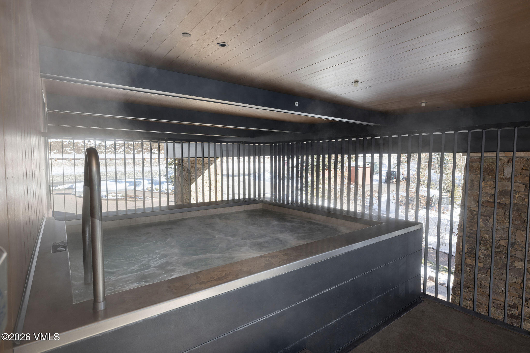 430 South Frontage Road East, Unit RU303 Vail, CO 81657 - Photo 27 of 39 altus_301_exterior_hottub_b