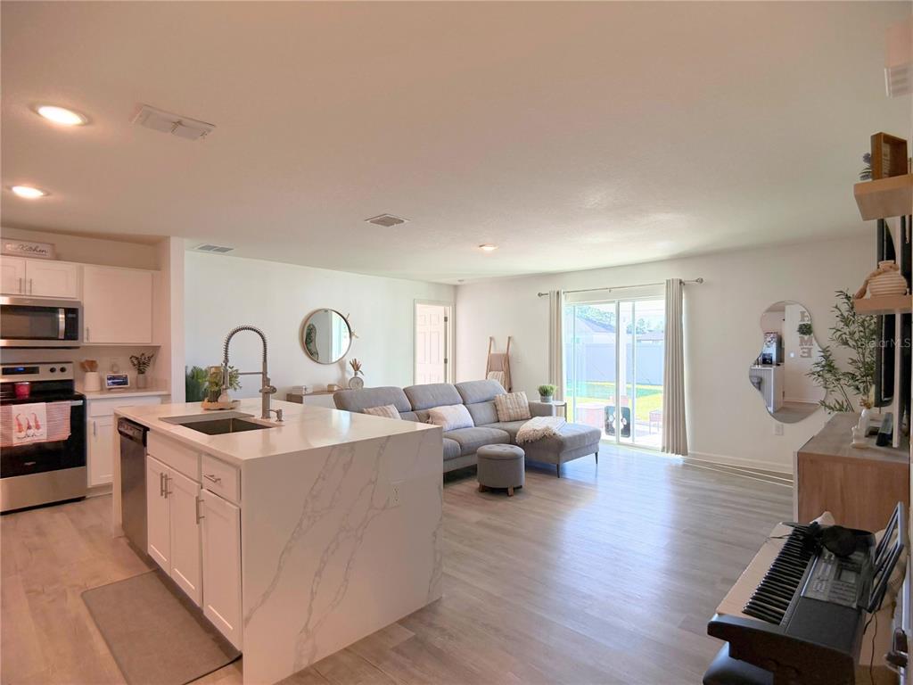 4394 Southwest 170th Street Road Ocala, FL 34473 - Photo 6 of 28 Gallery Image 6