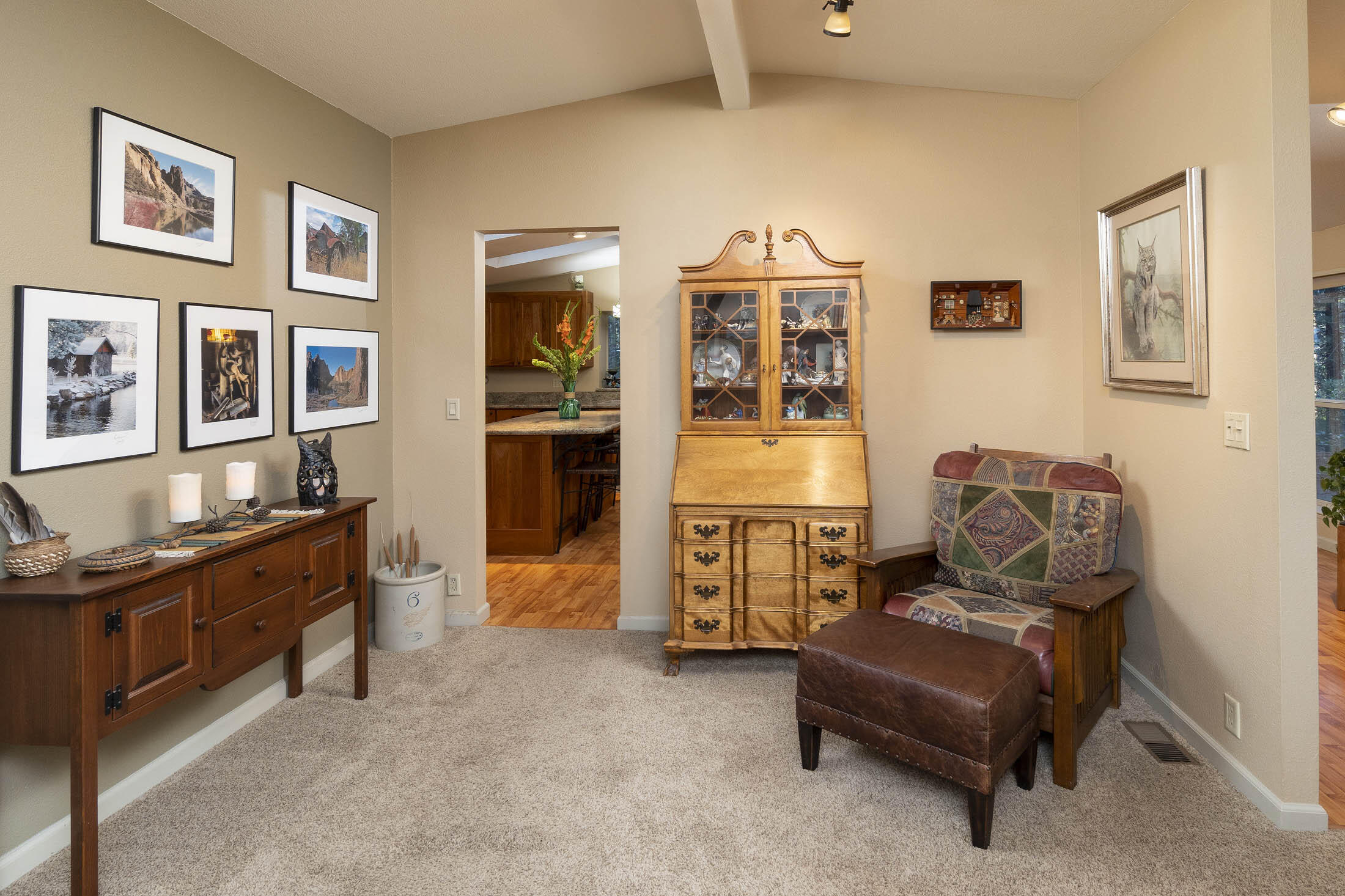 17151 Island Loop Way Bend, OR 97707 - Photo 5 of 38 17151 Island Loop Way_0049 copy