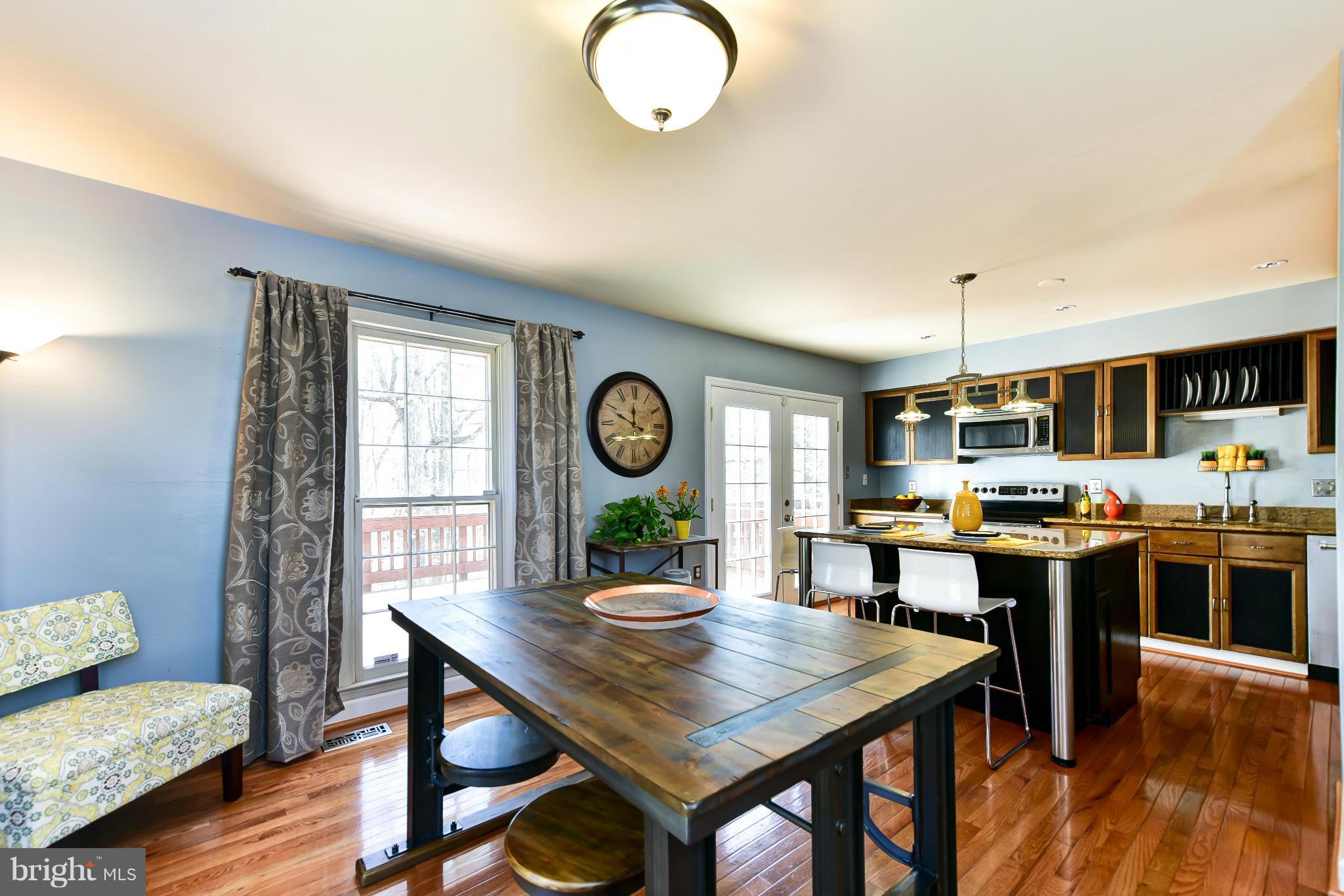 5601 Ridge View Drive Alexandria, VA 22310 - Photo 8 of 30 Dining Room