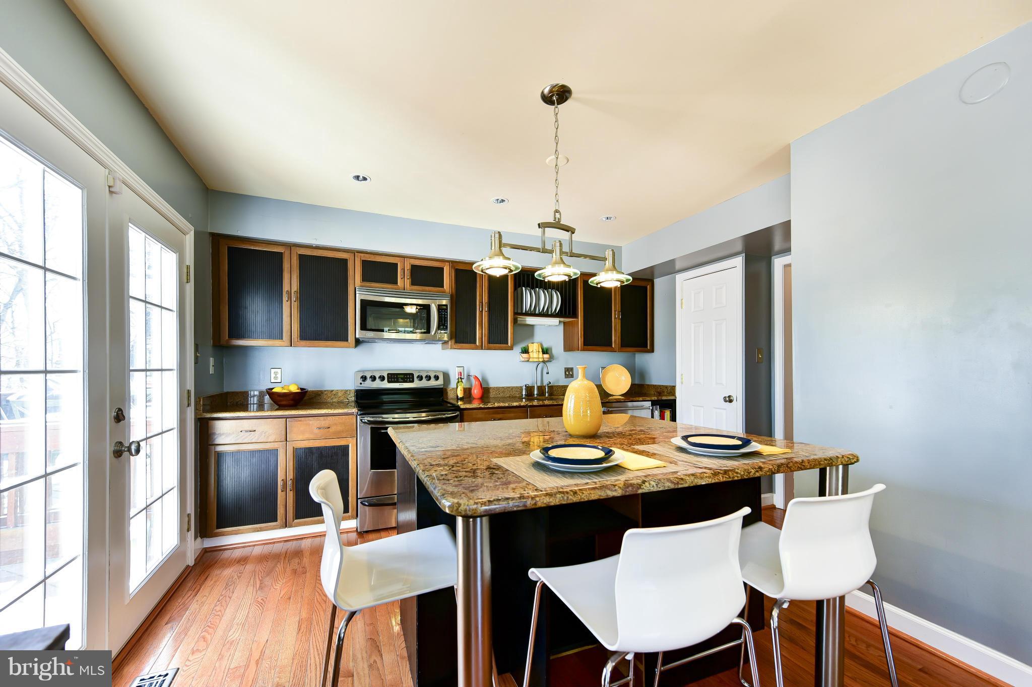 5601 Ridge View Drive Alexandria, VA 22310 - Photo 10 of 30 Dining Room