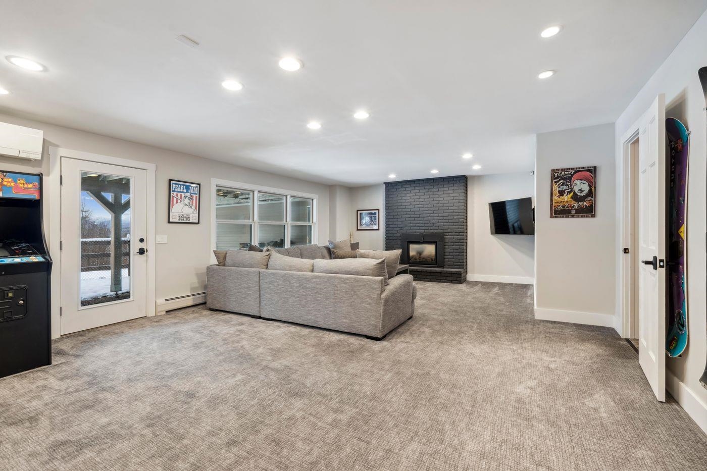 108 North Hill Road Stowe, VT 05672 - Photo 34 of 47