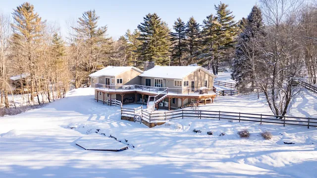 $1,650,000 | 108 North Hill Road, Stowe, VT 05672