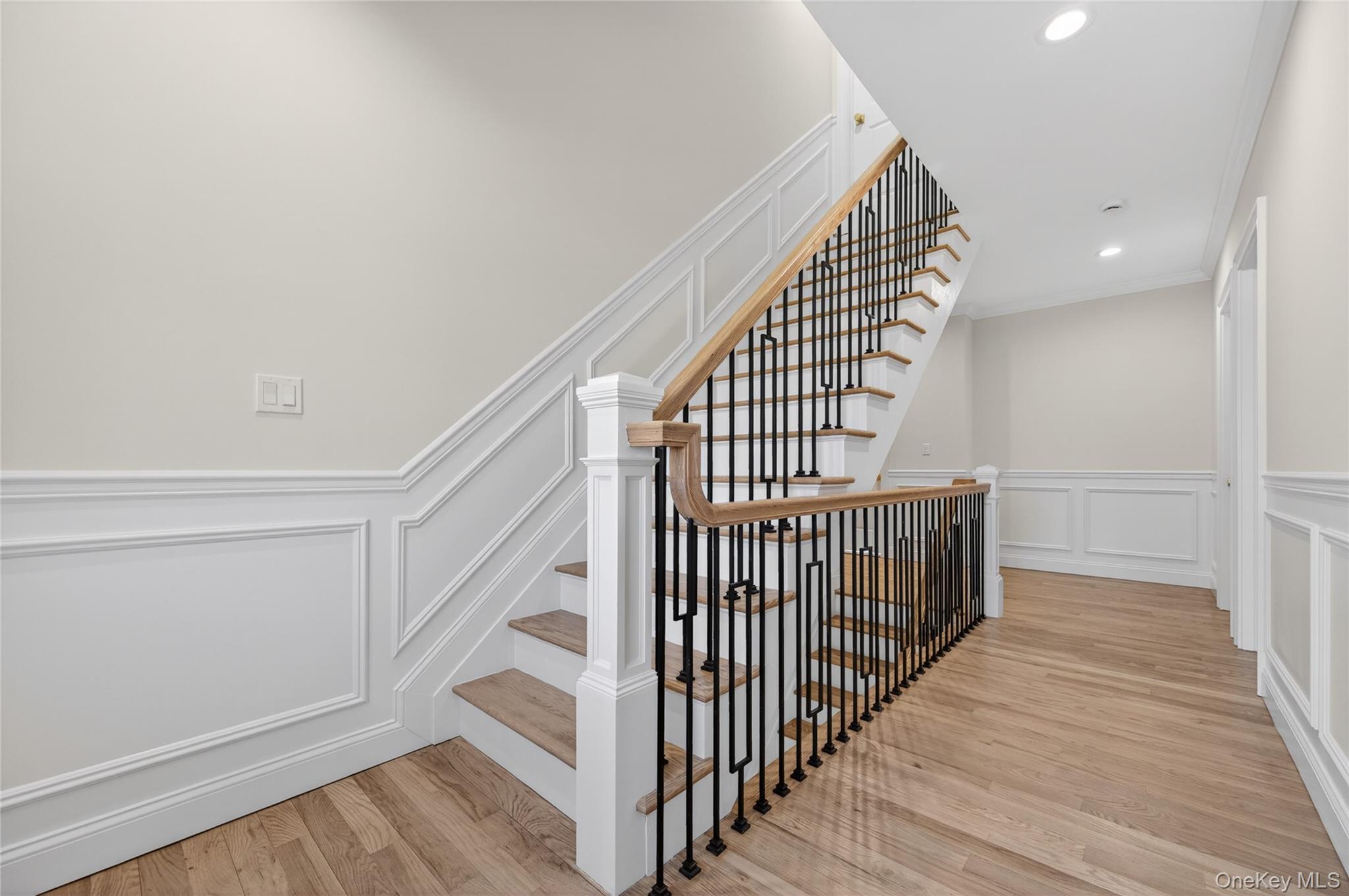229 Brixton Road Garden City, NY 11530 - Photo 31 of 40