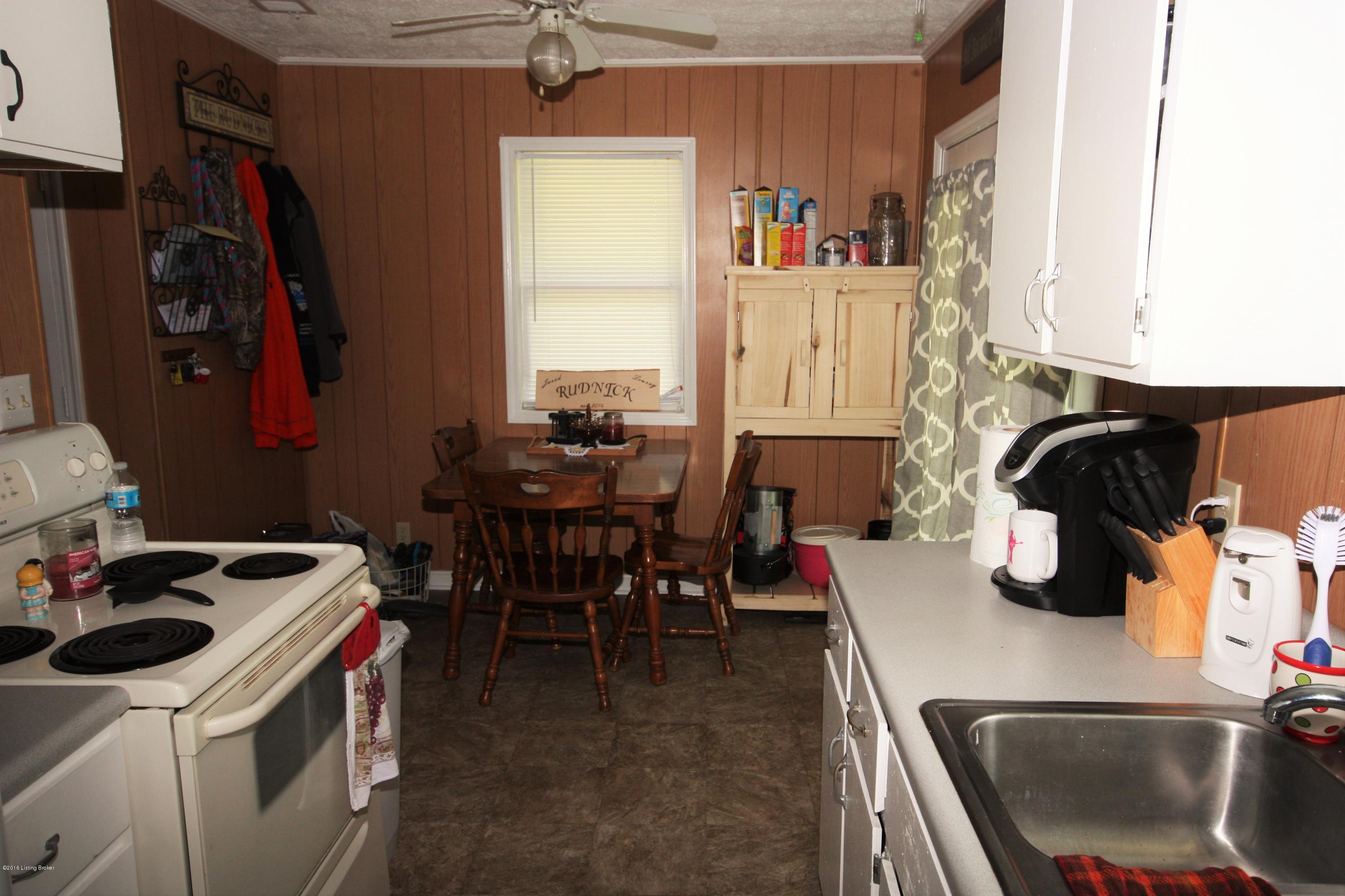 11281 Beaver Dam Road Caneyville, KY 42721 - Photo 12 of 17 IMG_8058