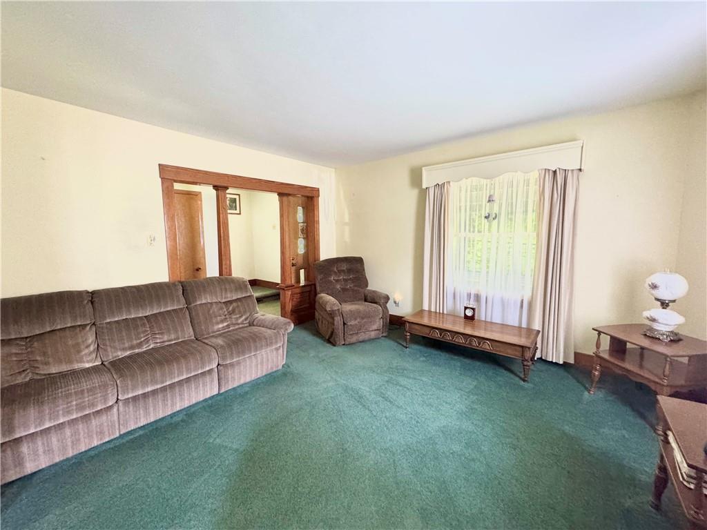 4404 Hollow Road New Castle, PA 16101 - Photo 6 of 28 Gallery Image 6