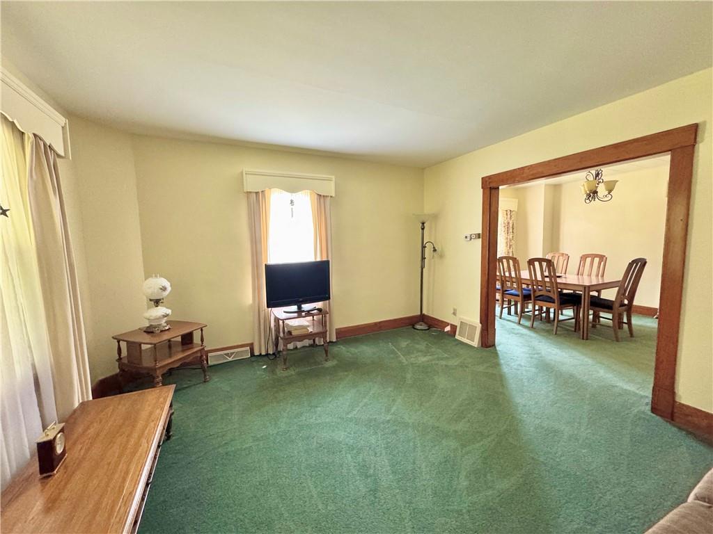 4404 Hollow Road New Castle, PA 16101 - Photo 7 of 28 Gallery Image 7