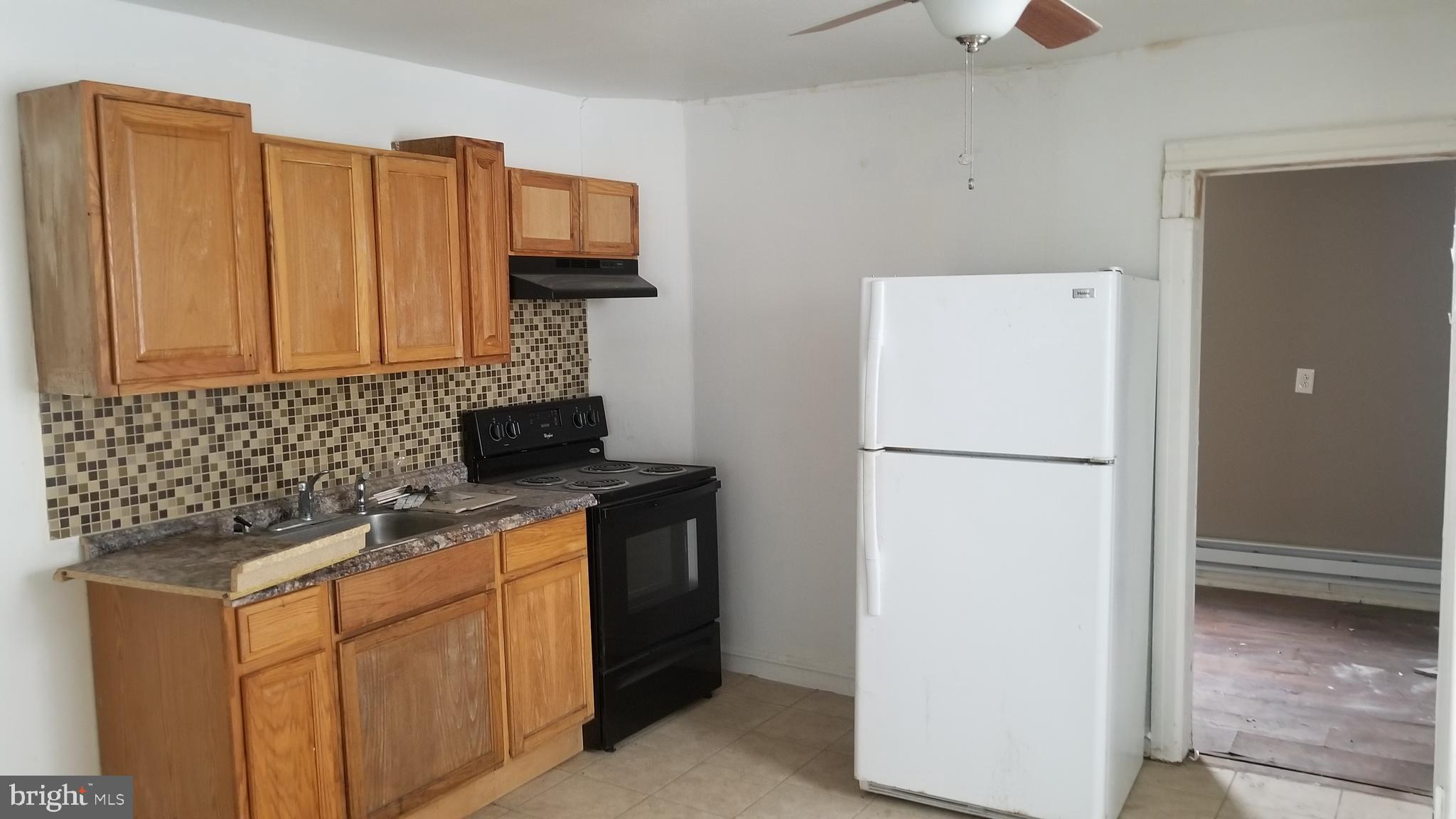 133 Westdale Road Upper Darby, PA 19082 - Photo 4 of 15