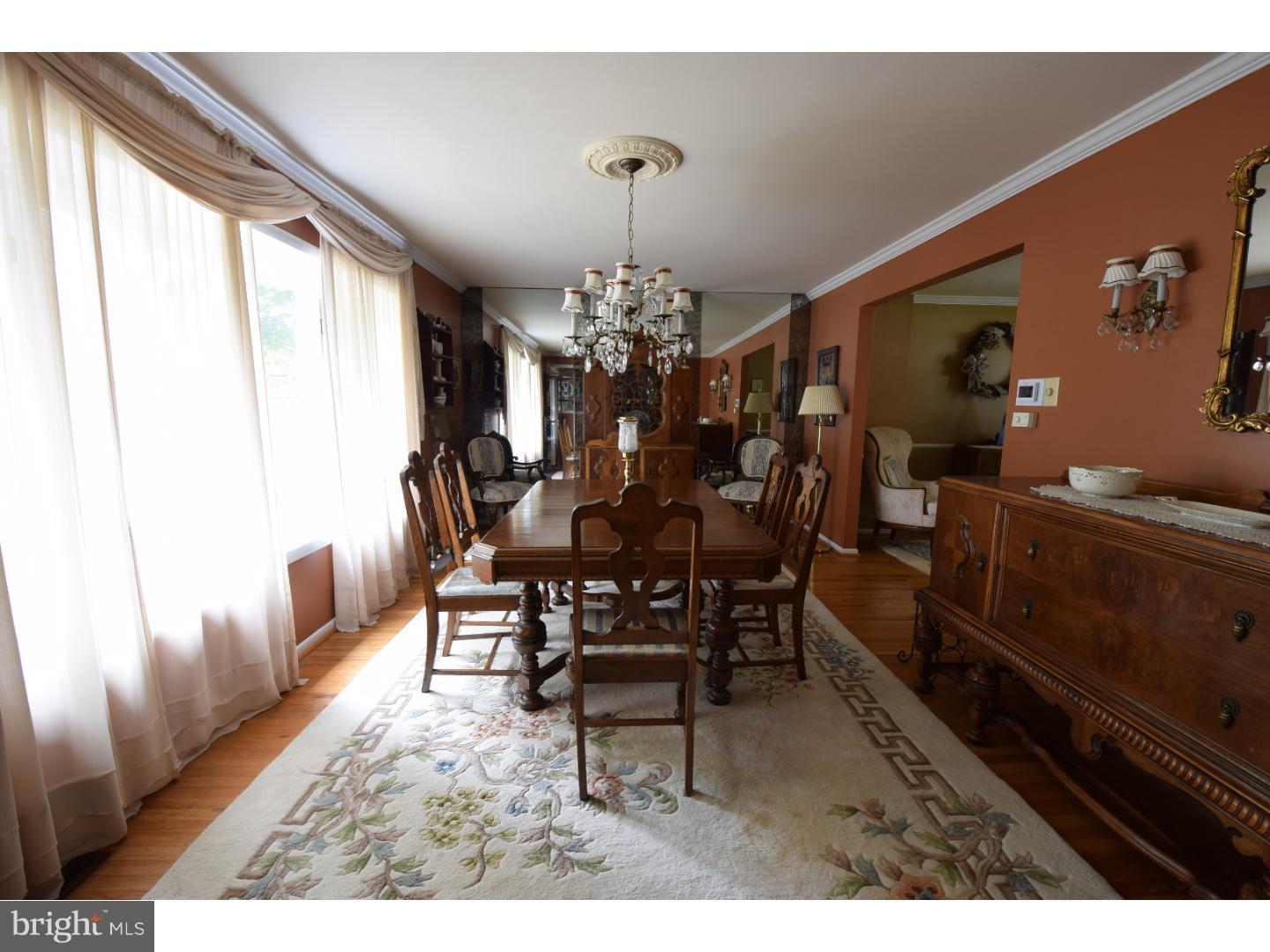 1711 Pin Oak Road Williamstown, NJ 08094 - Photo 5 of 21 Dining Room