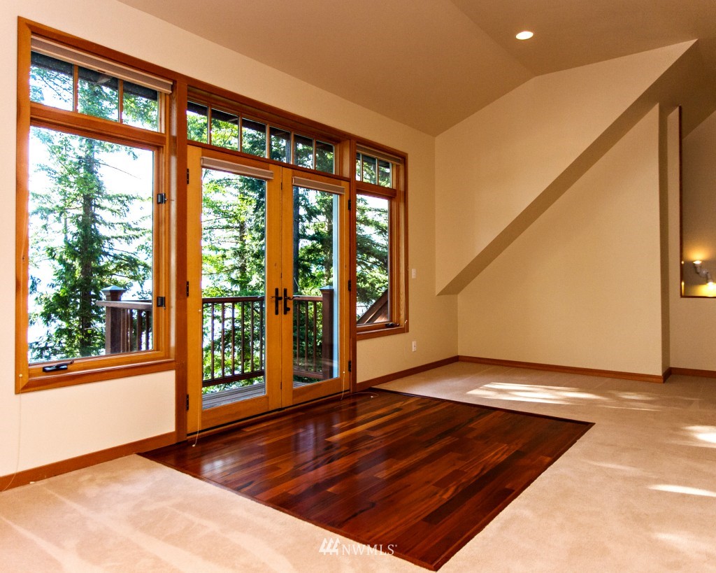 2241 North Shore Road Bellingham, WA 98226 - Photo 17 of 25 Gallery Image 17