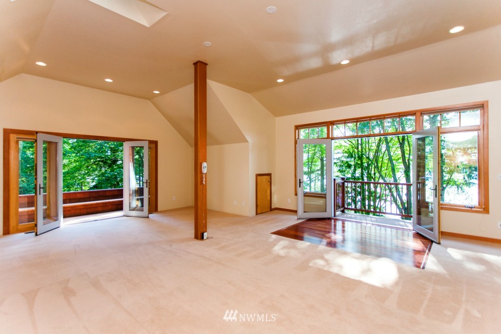2241 North Shore Road Bellingham, WA 98226 - Photo 19 of 25 Gallery Image 19