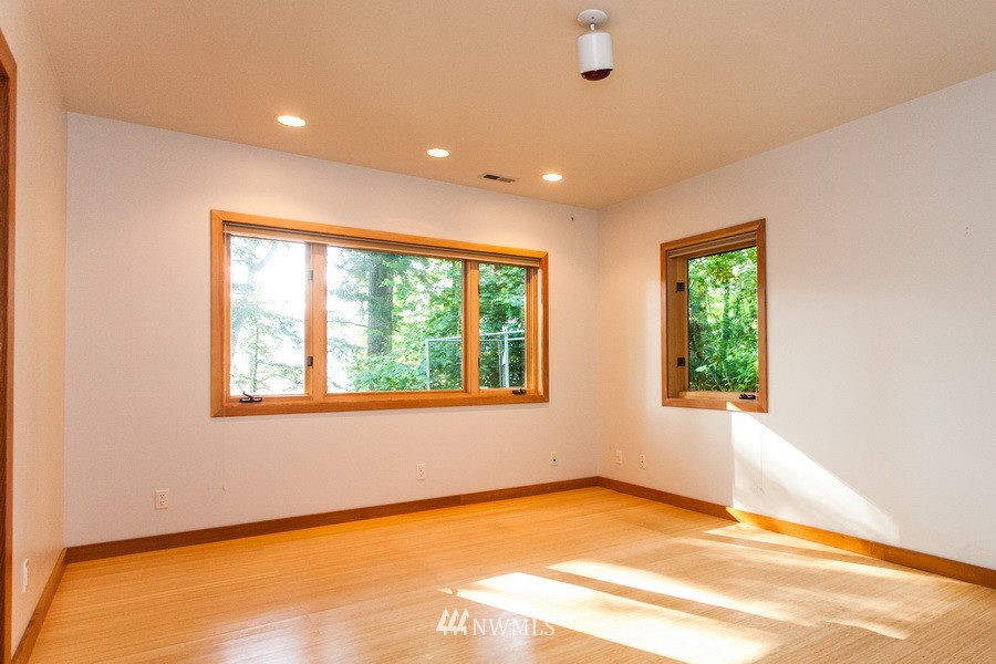 2241 North Shore Road Bellingham, WA 98226 - Photo 22 of 25 Gallery Image 22