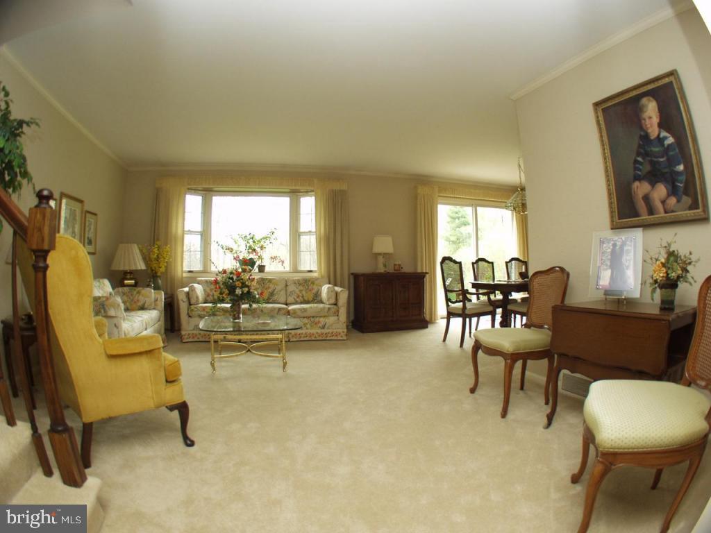 2010 Old Rothsville Road Lititz, PA 17543 - Photo 15 of 32