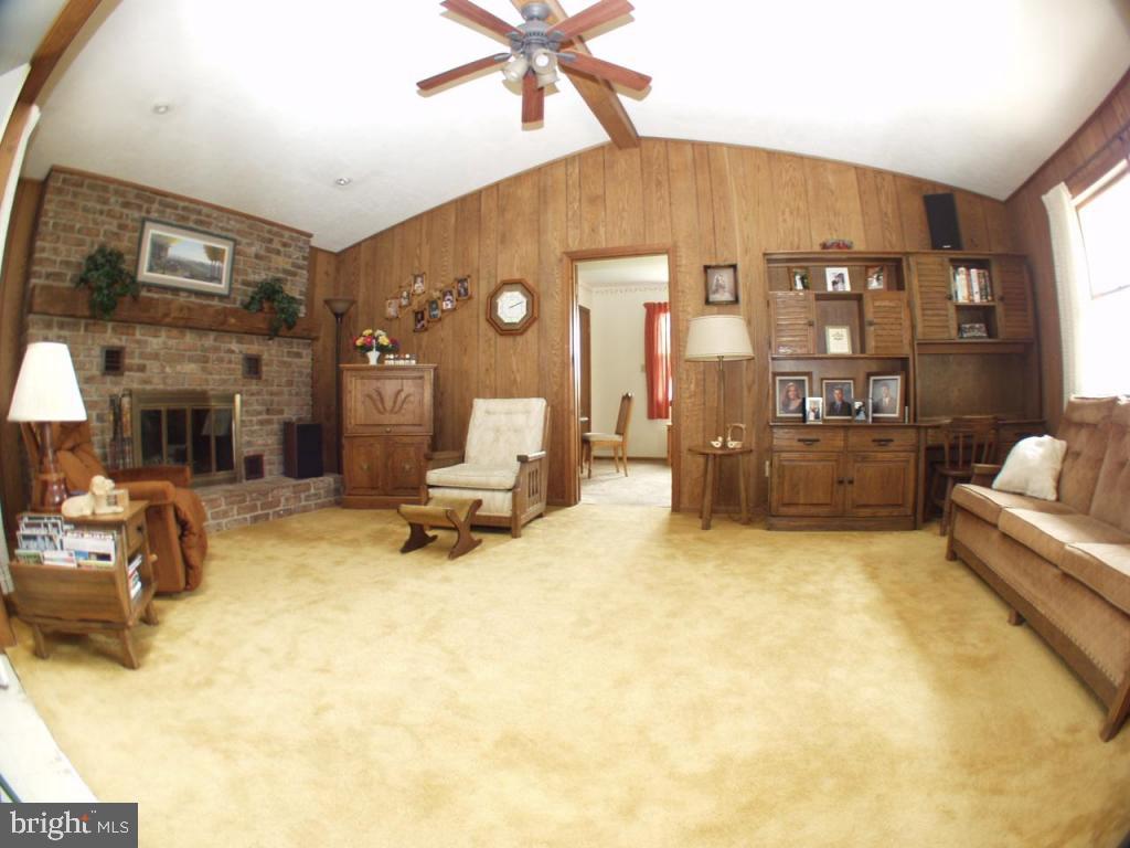 2010 Old Rothsville Road Lititz, PA 17543 - Photo 18 of 32