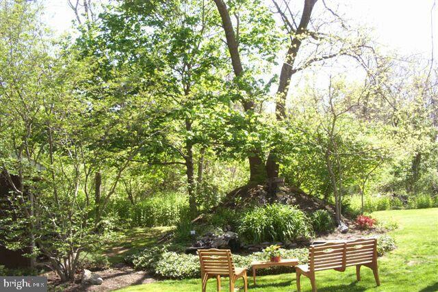 2010 Old Rothsville Road Lititz, PA 17543 - Photo 5 of 32