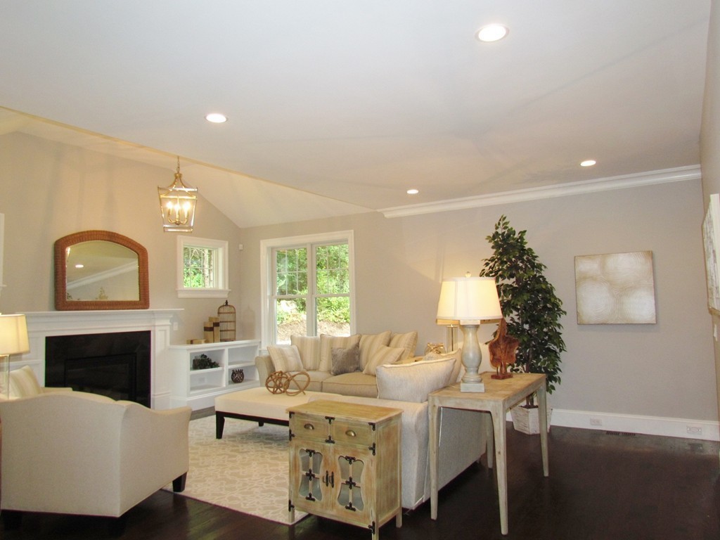 65 Sutton Road Needham, MA 02492 - Photo 5 of 17 Gallery Image 5