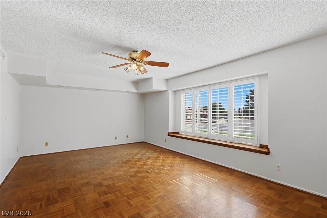 3321 Basque Street Las Vegas, NV 89146 - Photo 15 of 49