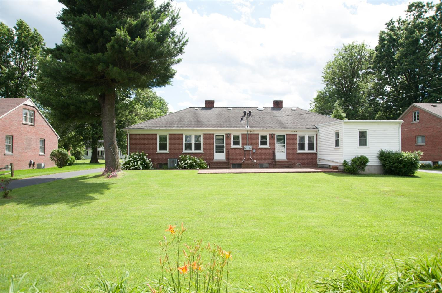 1925 Fontaine Road Lexington, KY 40502 - Photo 19 of 21 Photo 19