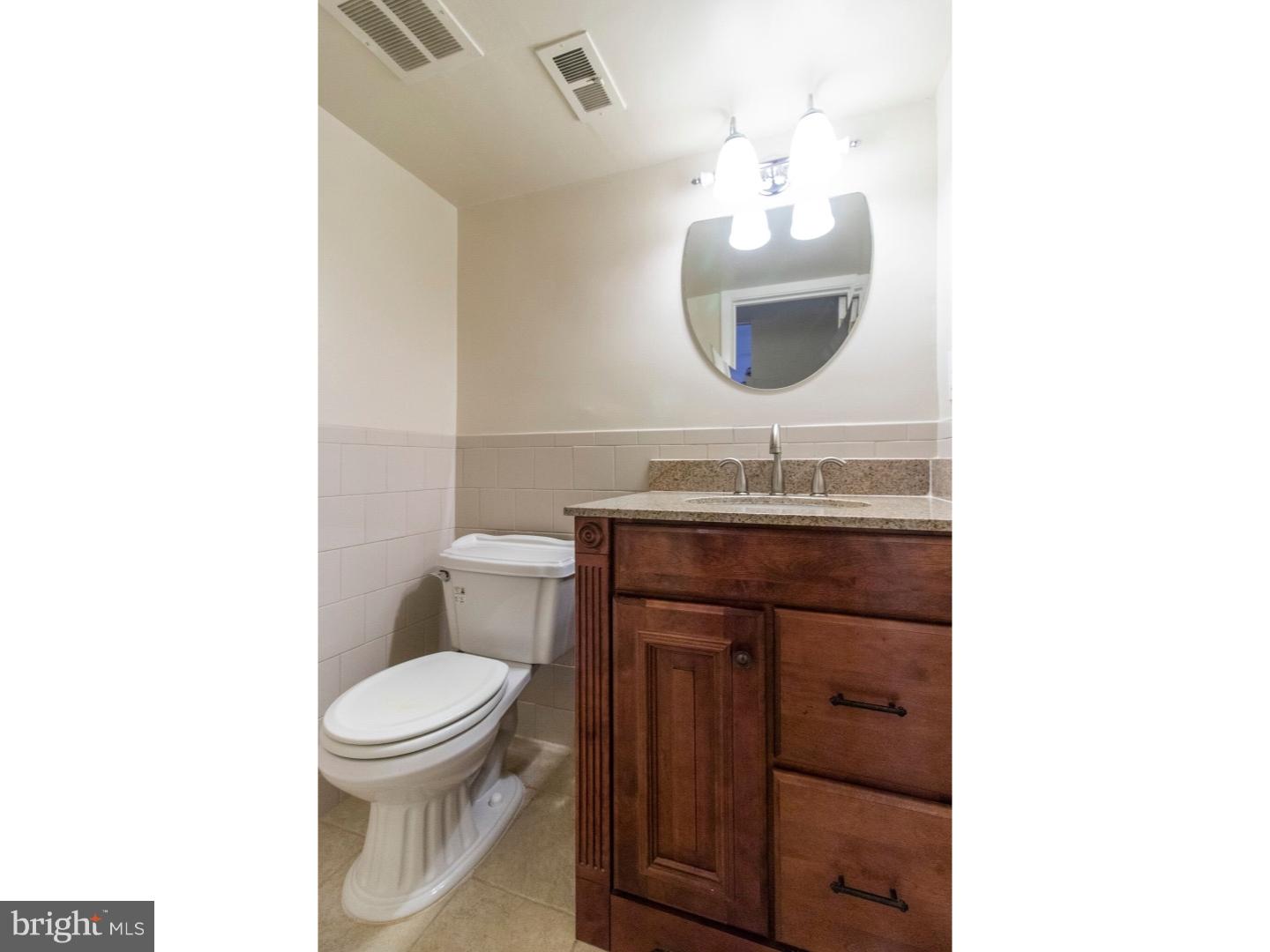 9231 Pine Road Philadelphia, PA 19115 - Photo 11 of 24