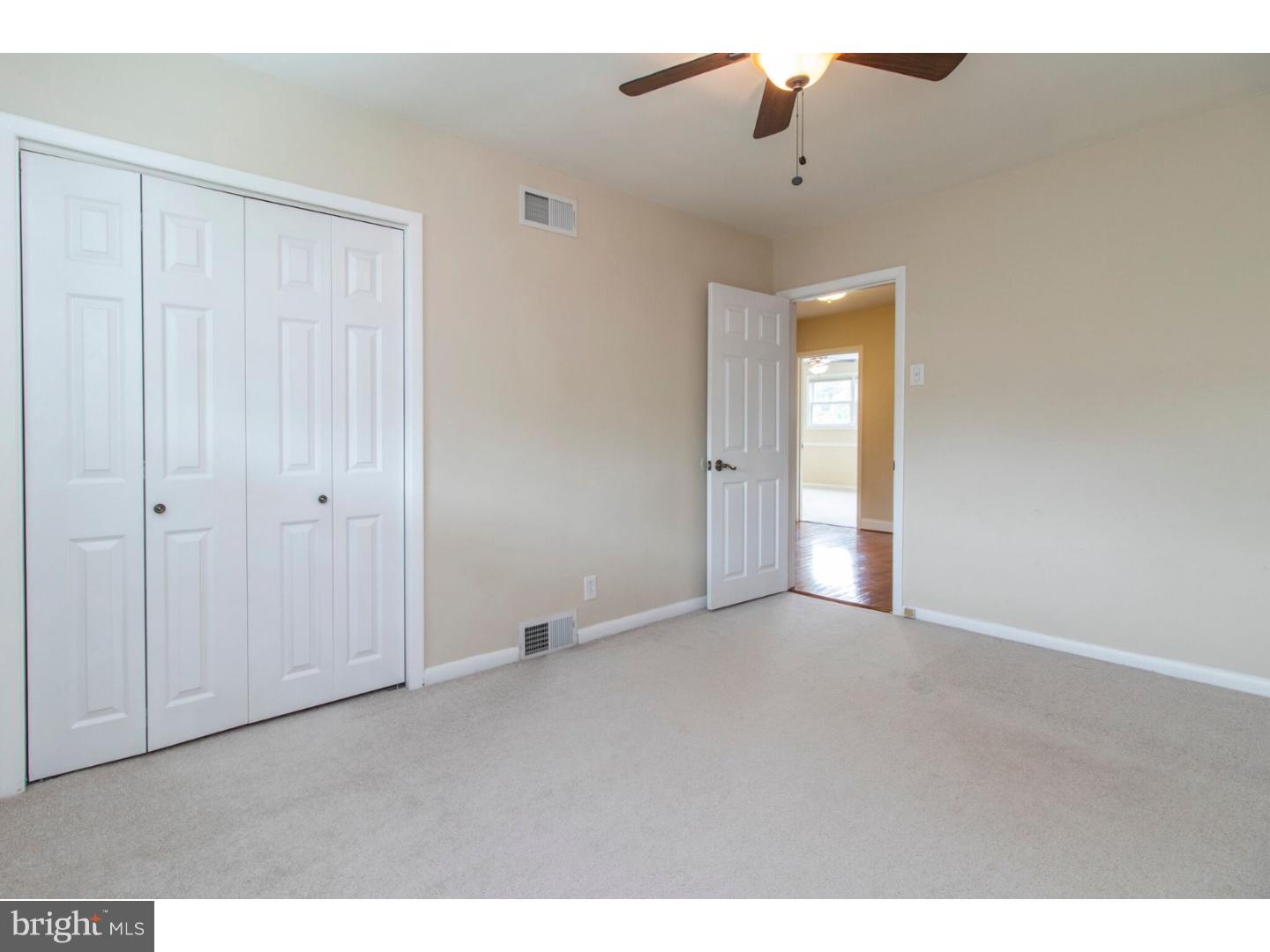 9231 Pine Road Philadelphia, PA 19115 - Photo 14 of 24