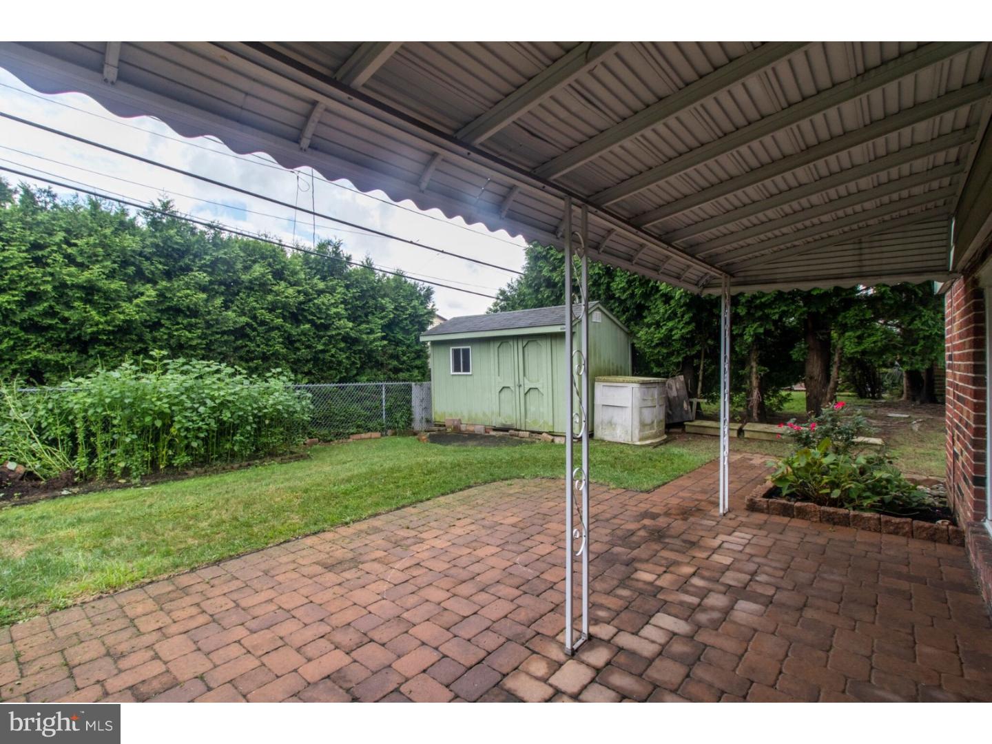 9231 Pine Road Philadelphia, PA 19115 - Photo 21 of 24