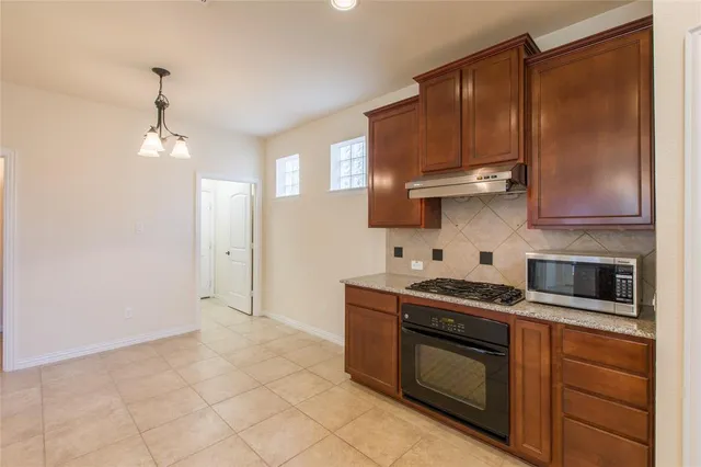 $2,600 | 9701 Lightcatcher Drive, Plano, TX 75025