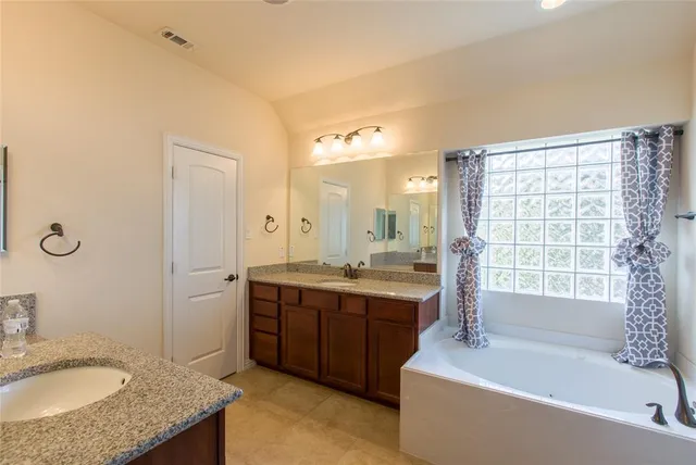 $2,600 | 9701 Lightcatcher Drive, Plano, TX 75025