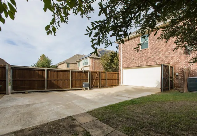 $2,600 | 9701 Lightcatcher Drive, Plano, TX 75025