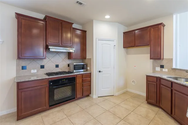 $2,600 | 9701 Lightcatcher Drive, Plano, TX 75025