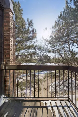 $265,000 | 6075 Lincoln Drive, Unit 305, Edina, MN 55436
