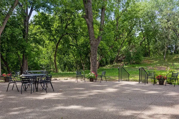 $265,000 | 6075 Lincoln Drive, Unit 305, Edina, MN 55436
