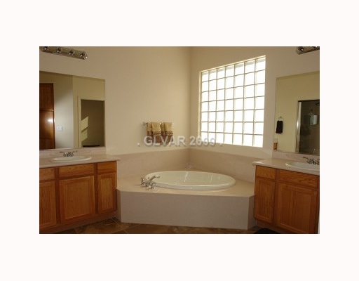 23 Colleton River Drive Henderson, NV 89052 - Photo 8 of 8 Other. Master Bath