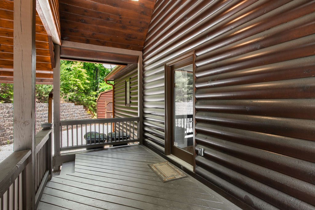 231 Sunrock Mountain Trail Blue Ridge, GA 30513 - Photo 5 of 61