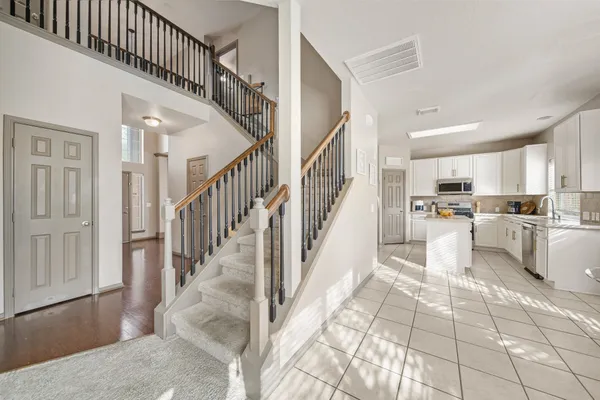 $2,700 | 8804 Sunforest Lane, Pearland, TX 77584