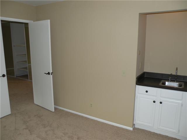 2274 Valley Road Oceanside, CA 92056 - Photo 15 of 25 Gallery Image 15