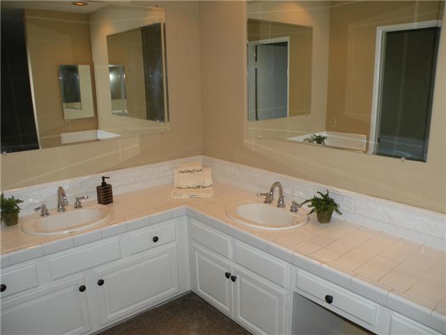 2274 Valley Road Oceanside, CA 92056 - Photo 16 of 25 Gallery Image 16
