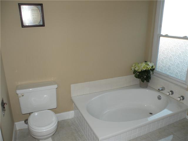 2274 Valley Road Oceanside, CA 92056 - Photo 17 of 25 Gallery Image 17