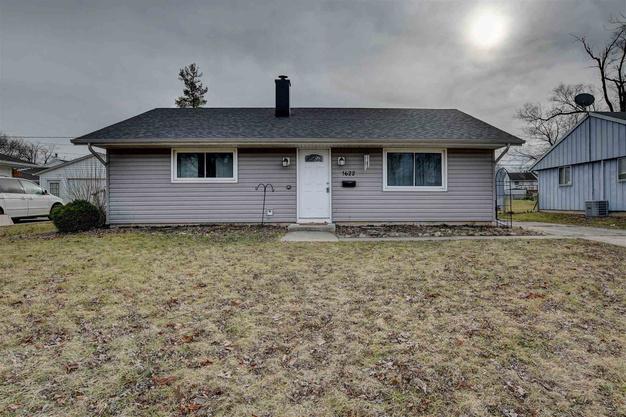 1622 Tulip Tree Road Fort Wayne, IN 46825 - Photo 2 of 26 Gallery Image 2