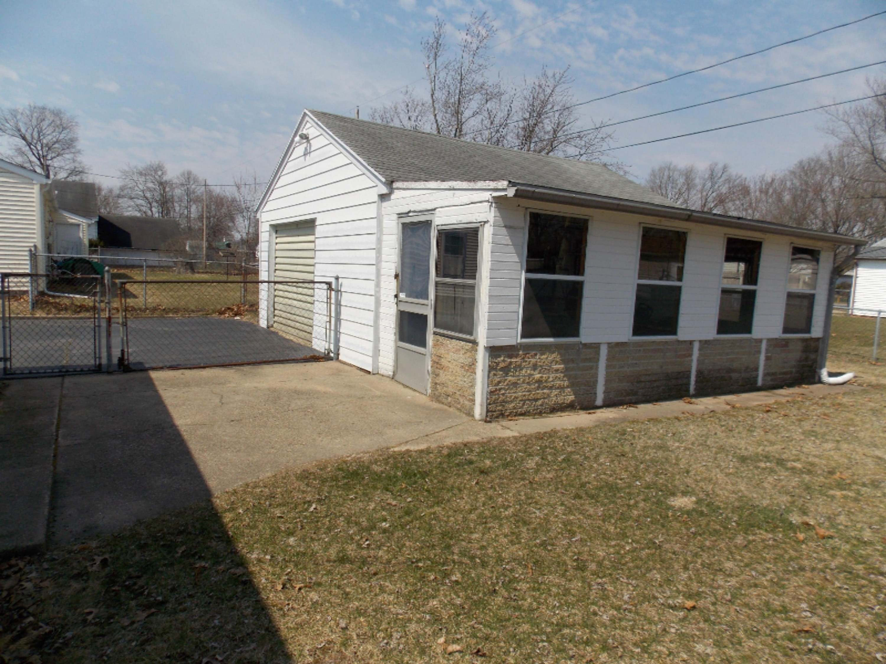 1609 Fulkerson Road Niles, MI 49120 - Photo 17 of 32 DSCN3417