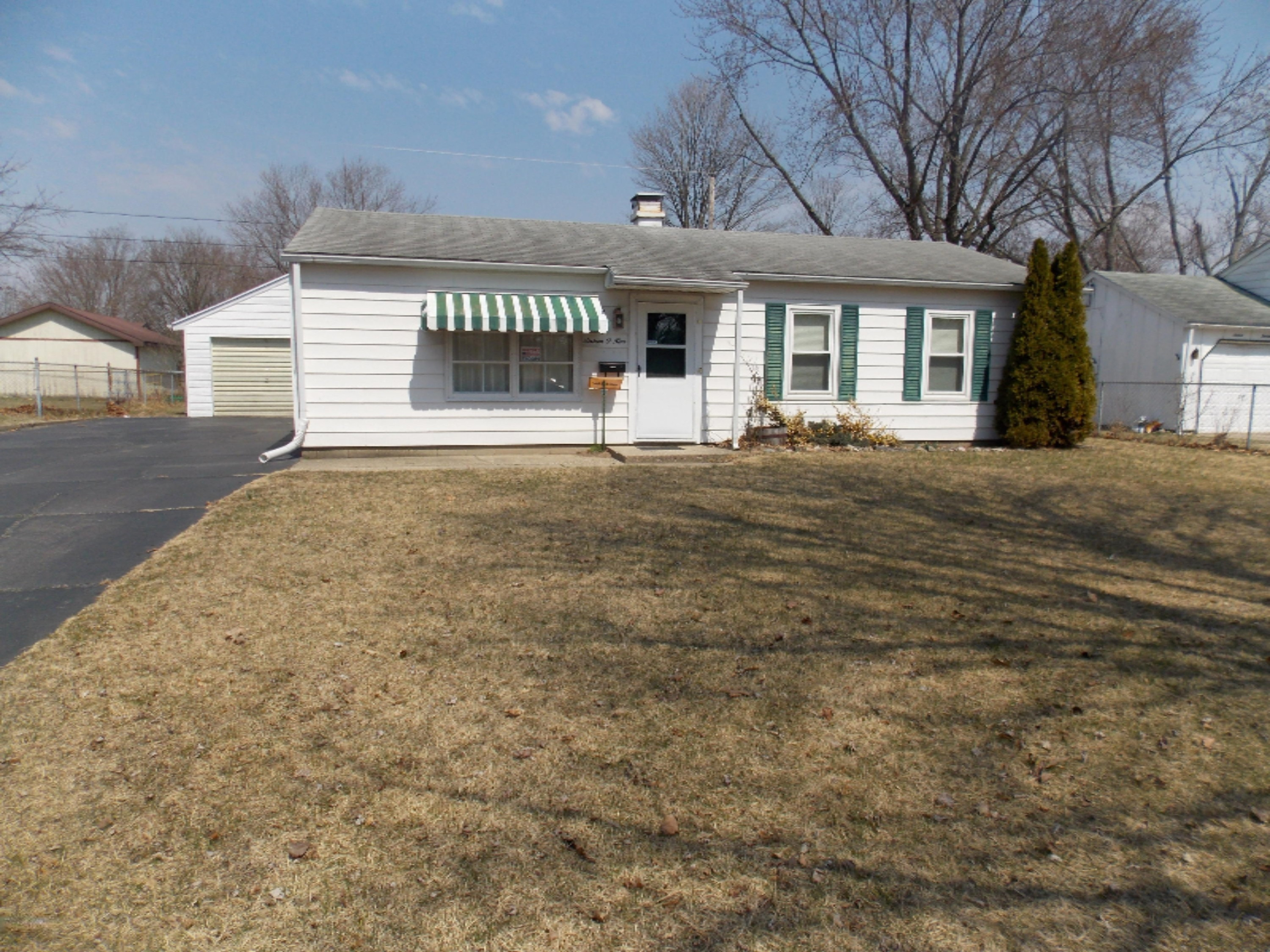 1609 Fulkerson Road Niles, MI 49120 - Photo 10 of 32 DSCN3386