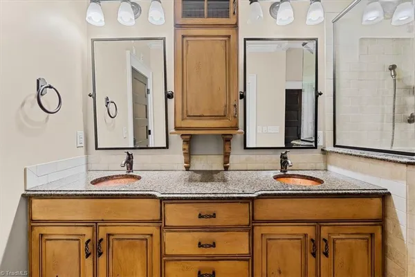 $974,900 | 8863 Cravenwood Drive, Oak Ridge, NC 27310