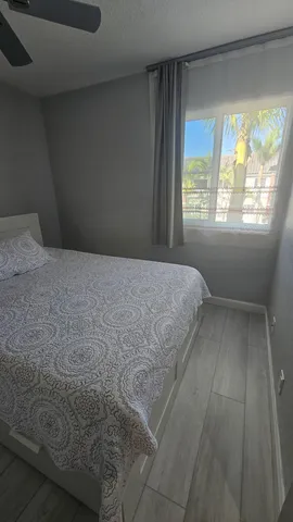 $3,400 | 324 Bayfront Drive, Boynton Beach, FL 33435