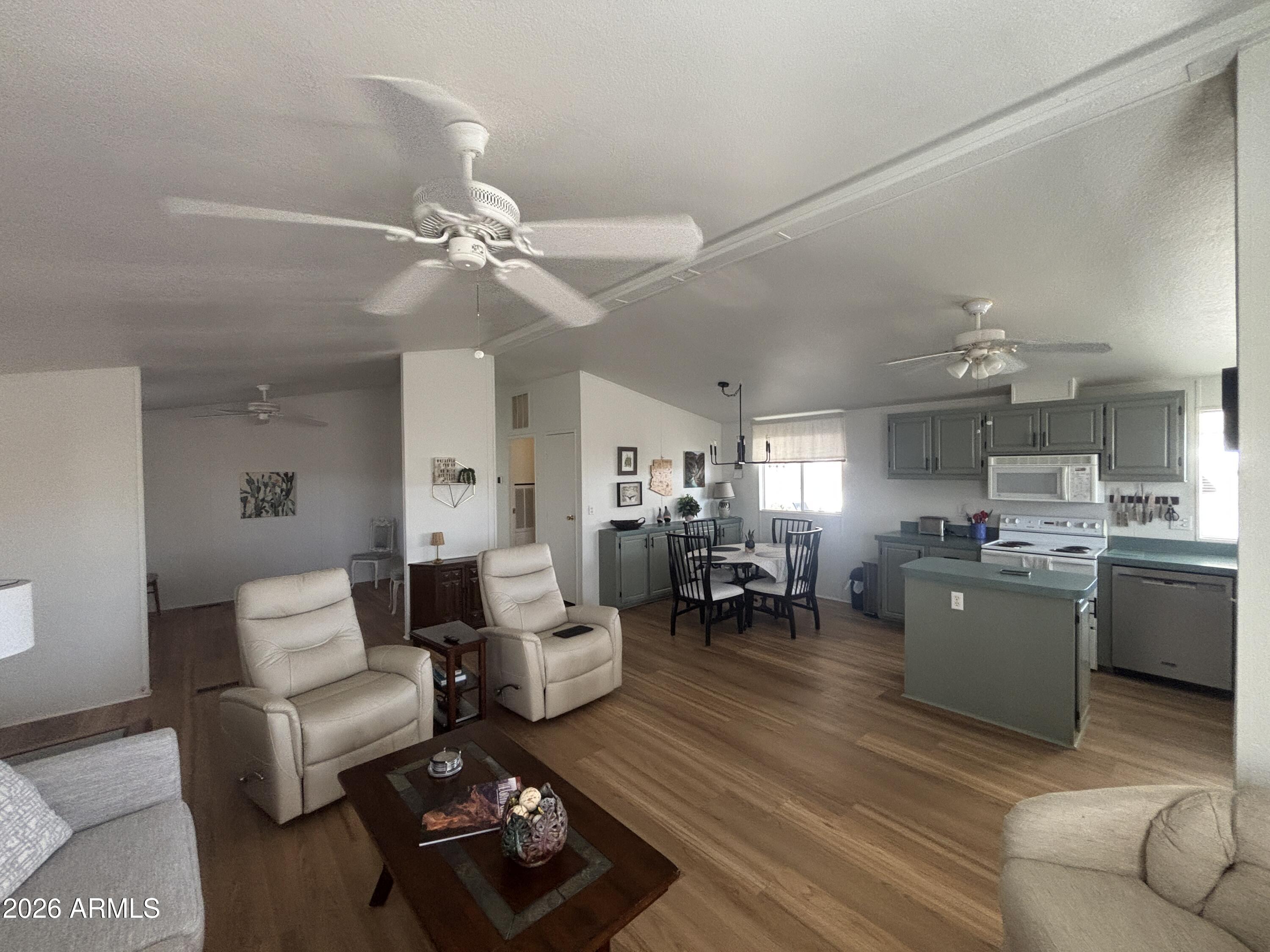 3500 South Tomahawk Road, Unit 170 Apache Junction, AZ 85119 - Photo 9 of 25 Furniture Stays