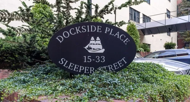 $4,300 | 33 Sleeper Street, Unit 410, Boston, MA 02210