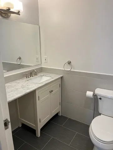 $4,300 | 33 Sleeper Street, Unit 410, Boston, MA 02210