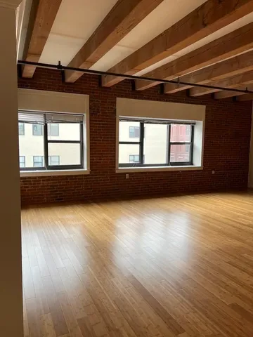 $4,300 | 33 Sleeper Street, Unit 410, Boston, MA 02210