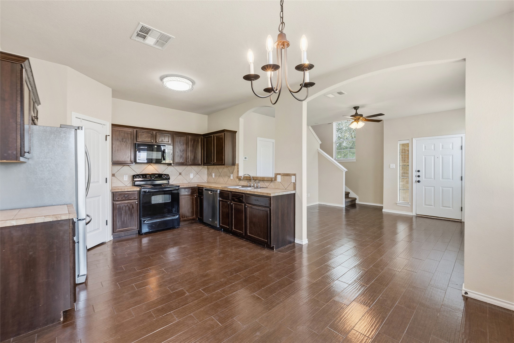 142 Sierra Rose Loop Georgetown, TX 78626 - Photo 13 of 40