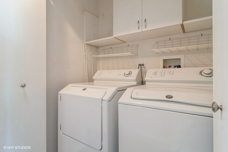 402 Holiday Lane, Unit 402 Hainesville, IL 60073 - Photo 13 of 14