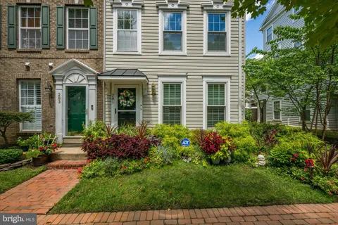 $695,000 | 281 Cameron Station Boulevard, Alexandria, VA 22304